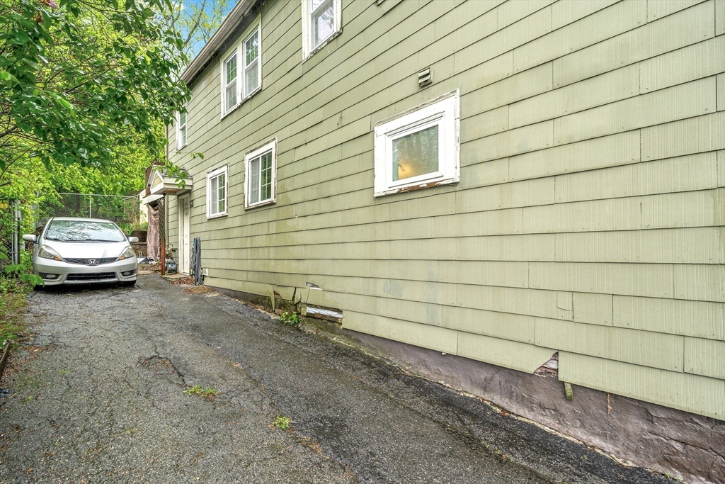 121 Franklin St