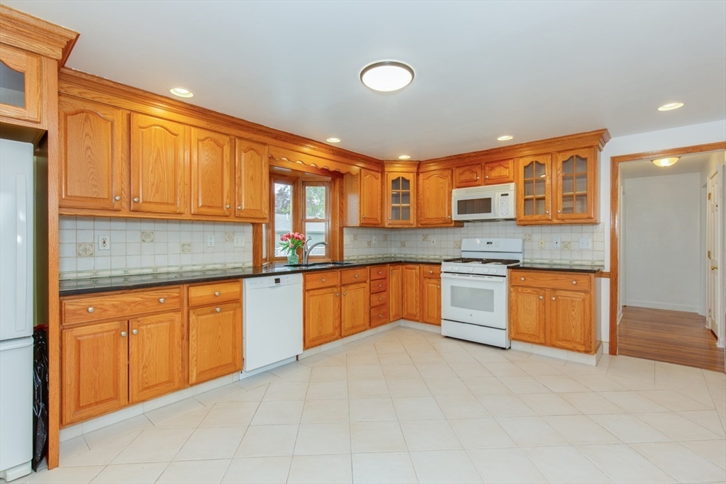 28 Mckenney Cir