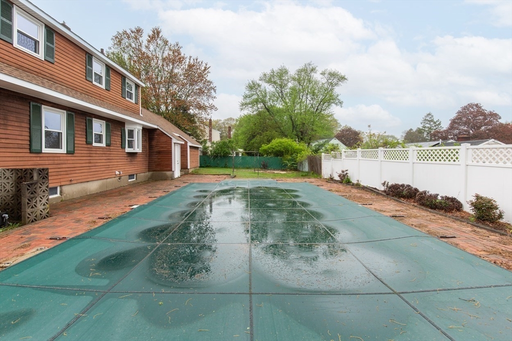28 Mckenney Cir