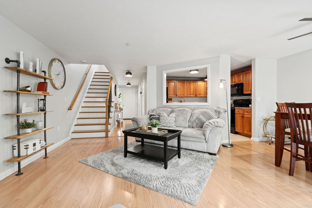 111 Caspian Way # 111