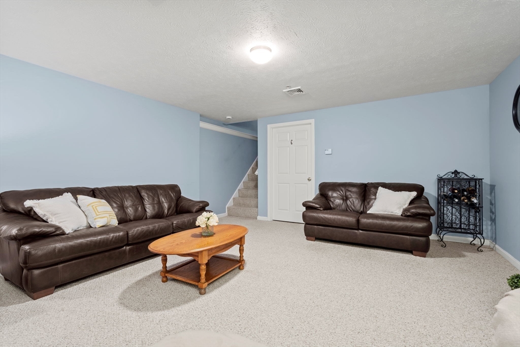 111 Caspian Way # 111