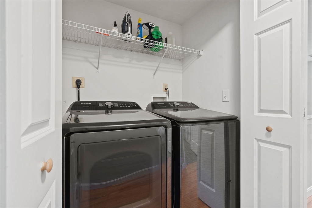 111 Caspian Way # 111