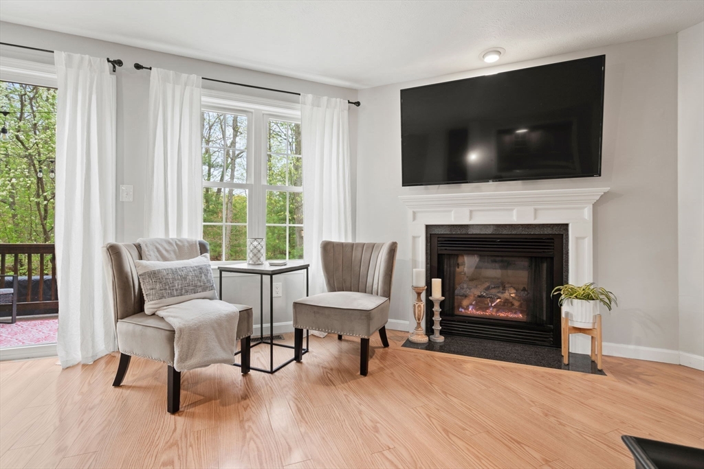 111 Caspian Way # 111