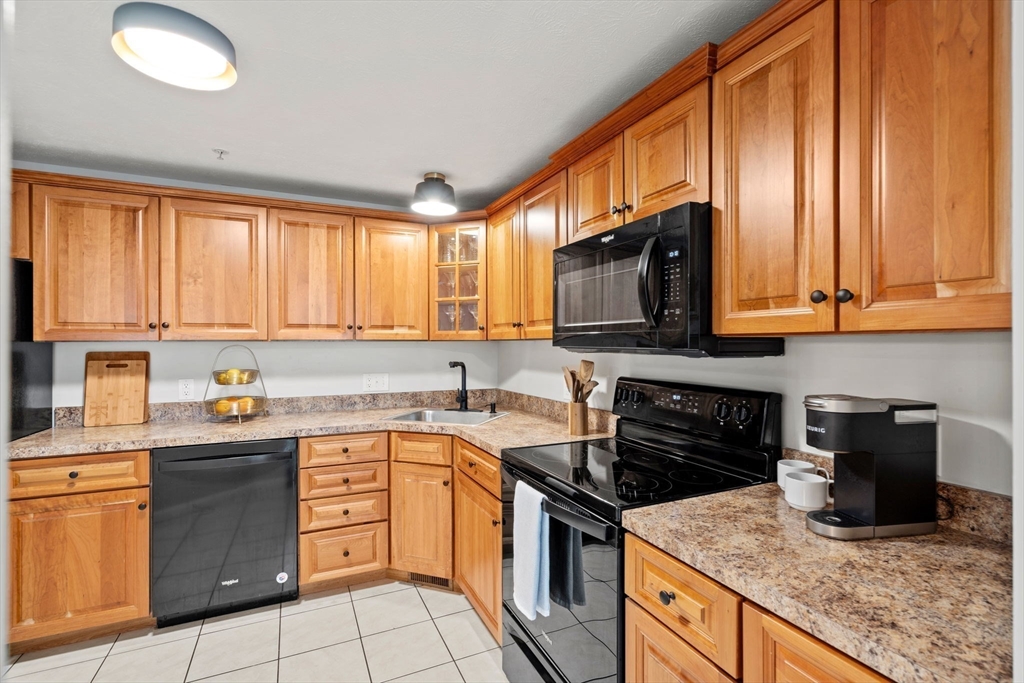 111 Caspian Way # 111