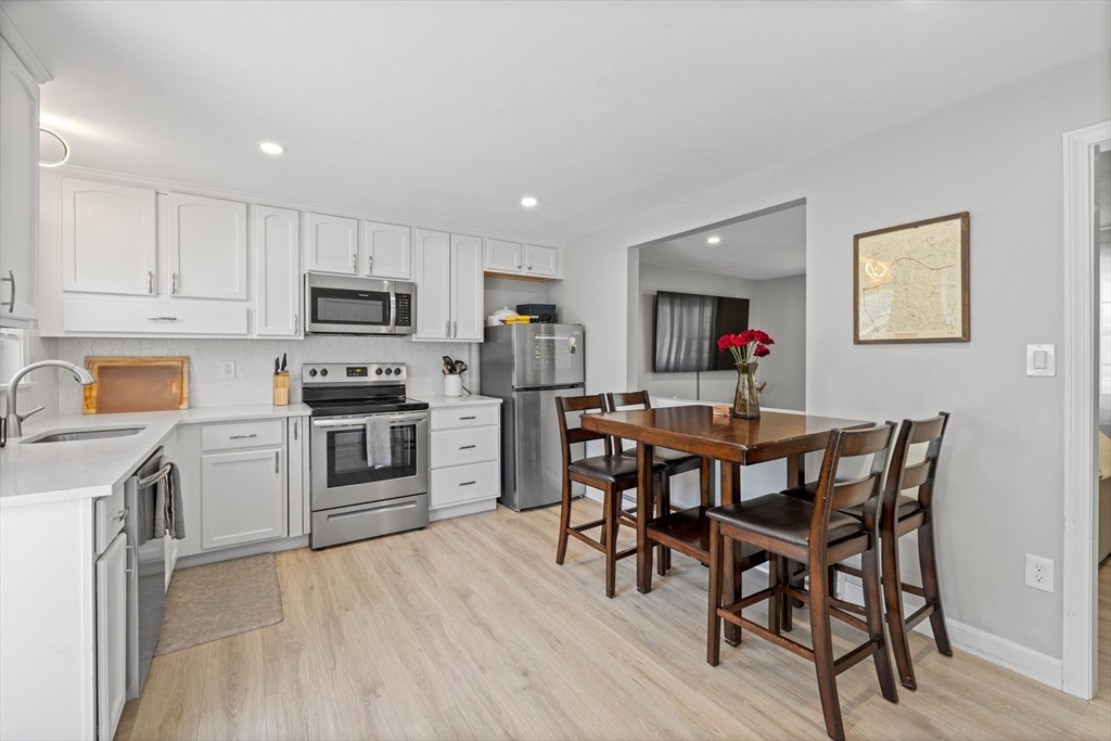 144 Old Ferry Road # J