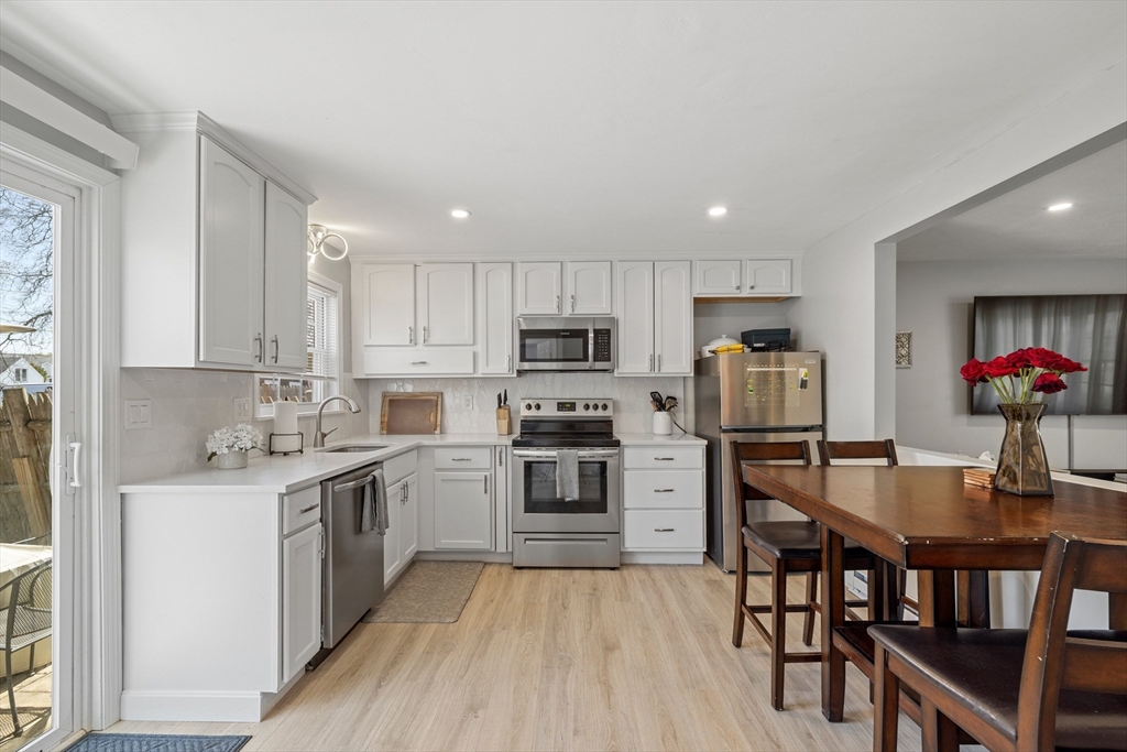 144 Old Ferry Road # J