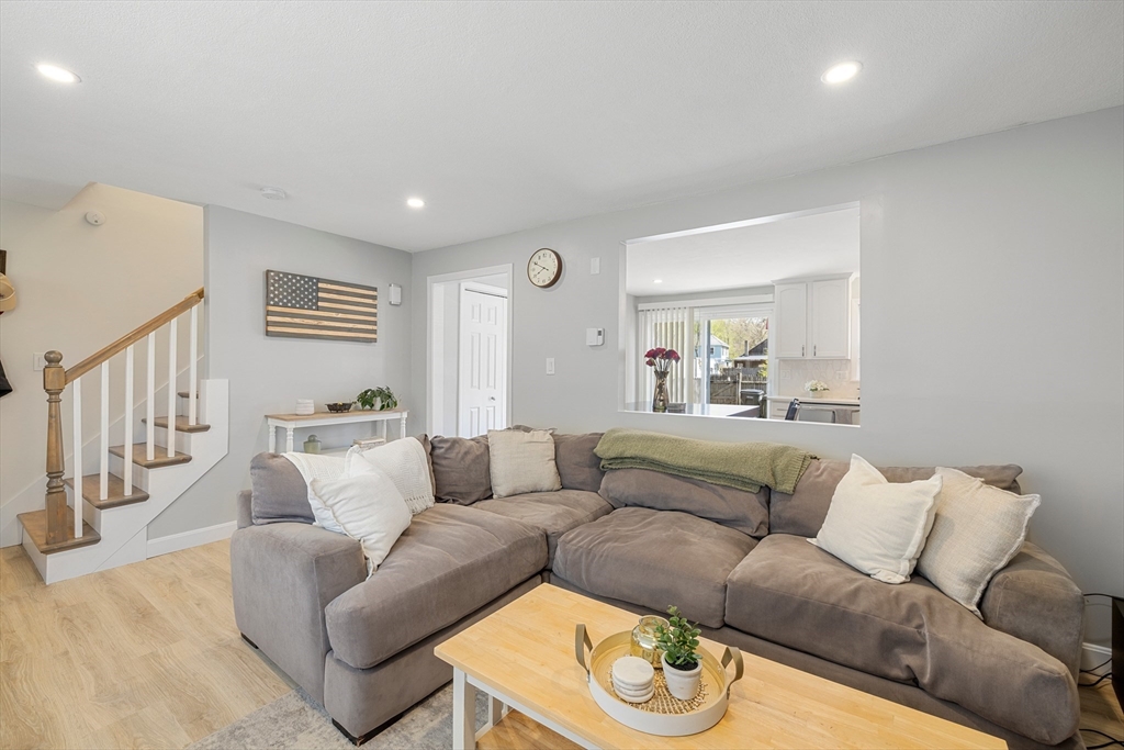 144 Old Ferry Road # J