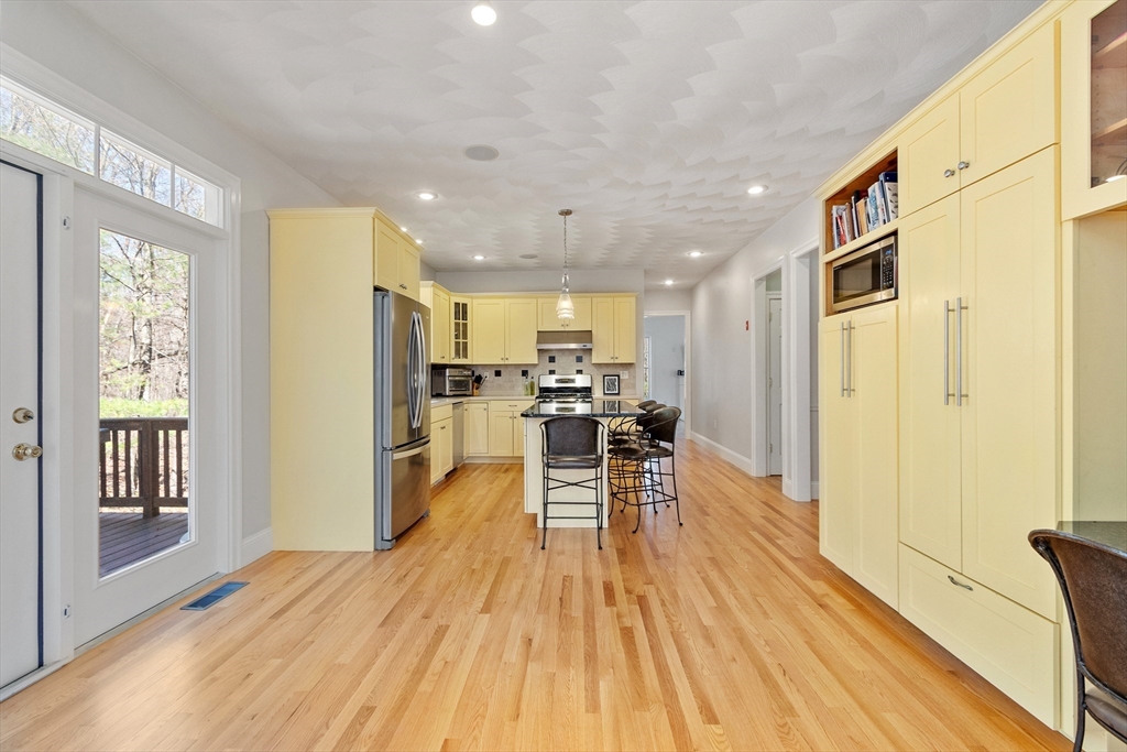 18 Danforth Ln
