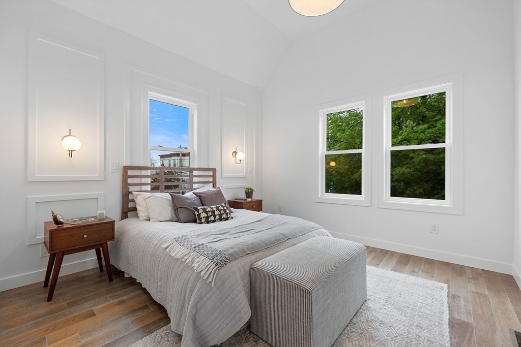 16 Edgar Ave