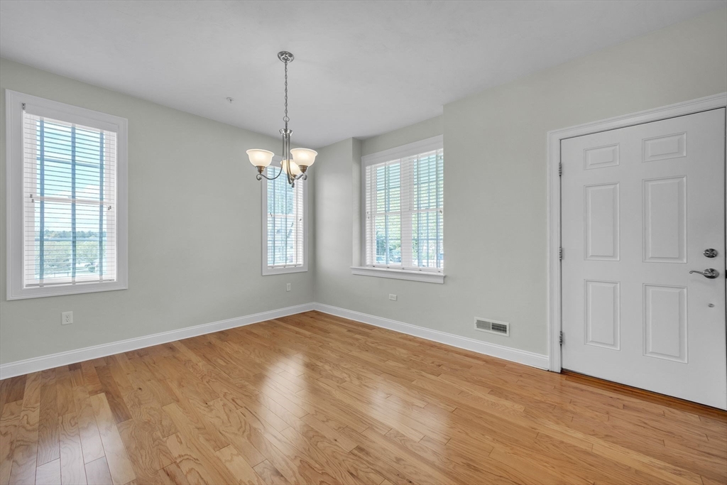 53 Baldwin Rd # 1401