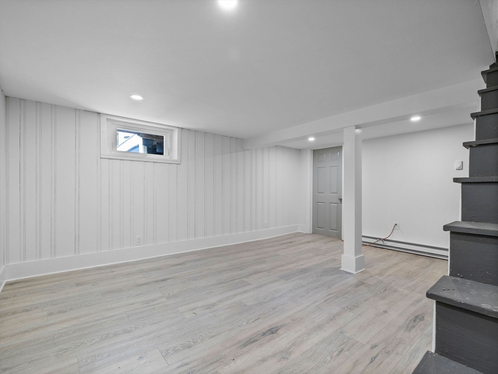 44 Greenhalge St