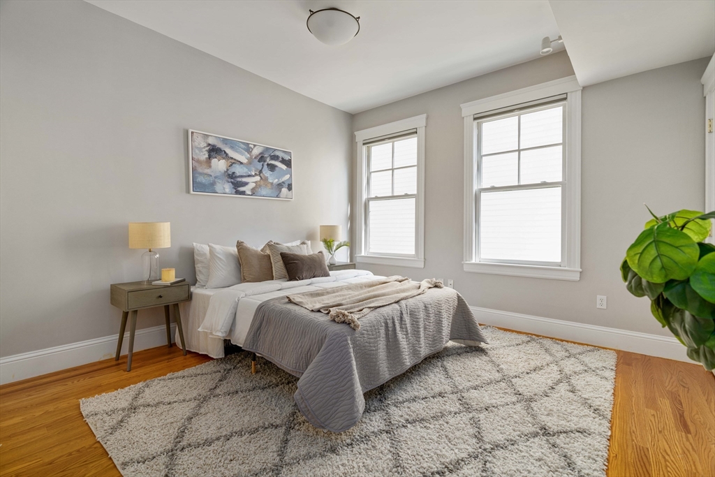 386 Washington Street # 2B