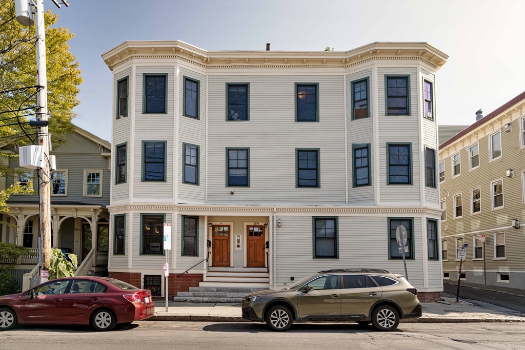 386 Washington Street # 2B