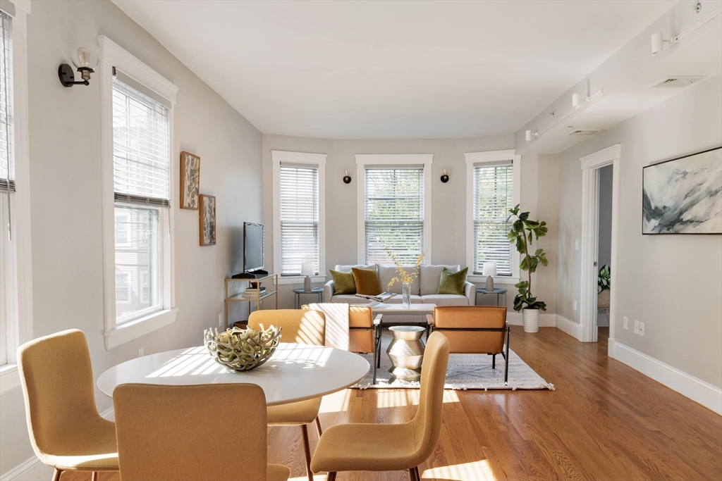 386 Washington Street # 2B