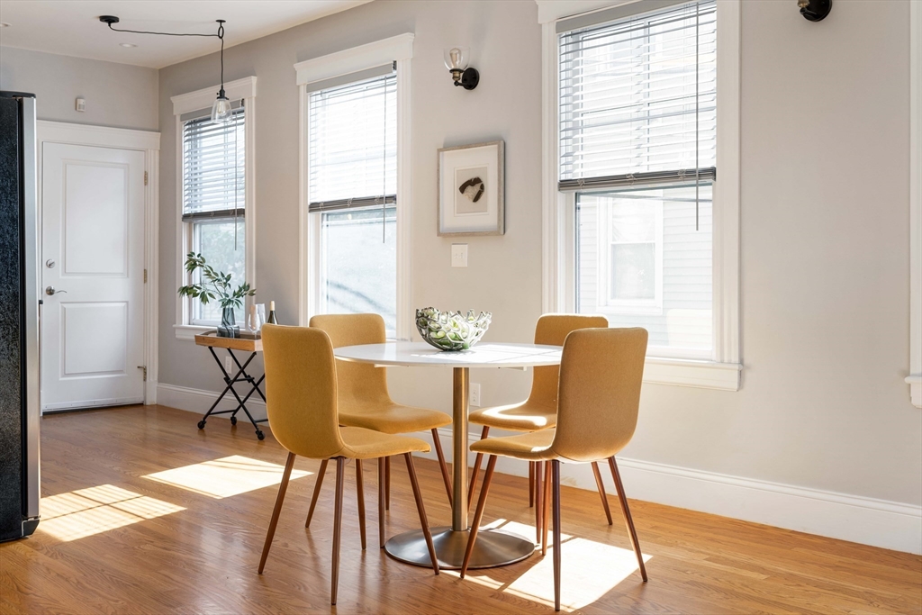 386 Washington Street # 2B