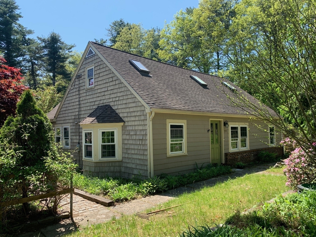 297 Hudson Rd