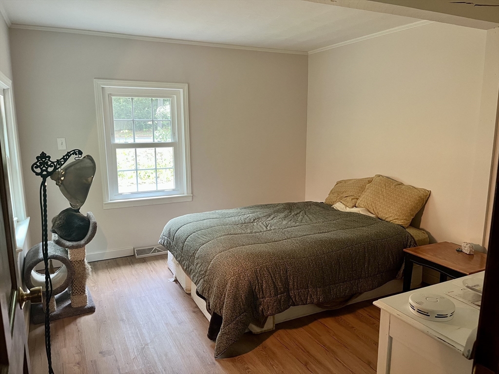 297 Hudson Rd