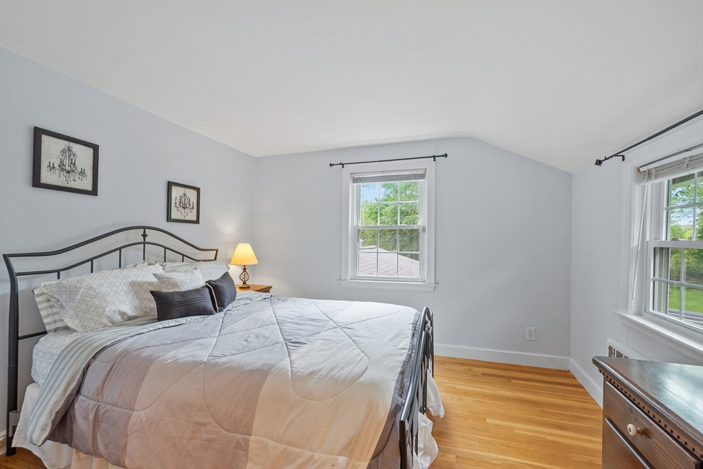 17 Phyllis Ave