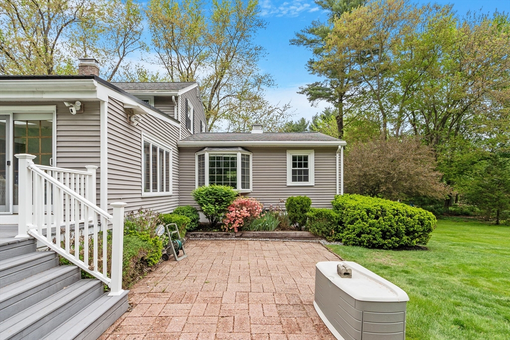 17 Phyllis Ave