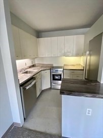 29 Concord Ave # 202