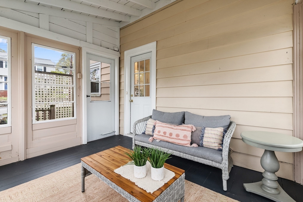 18 Elizabeth Rd