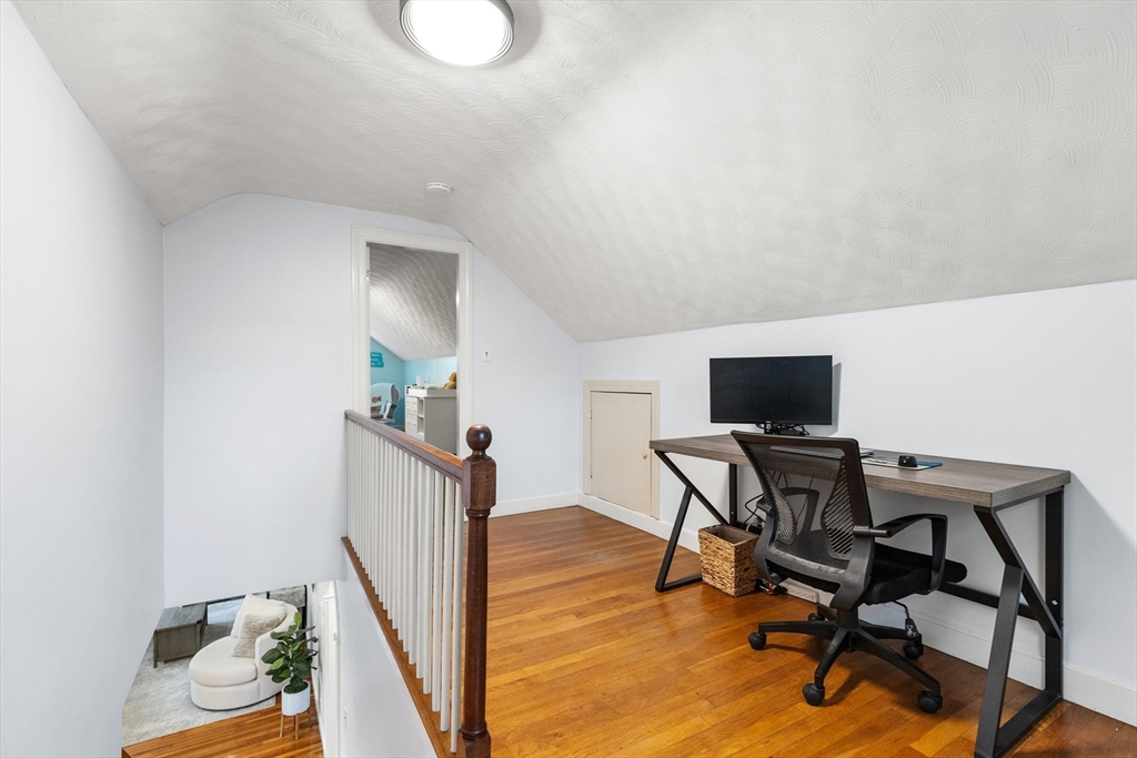 18 Elizabeth Rd