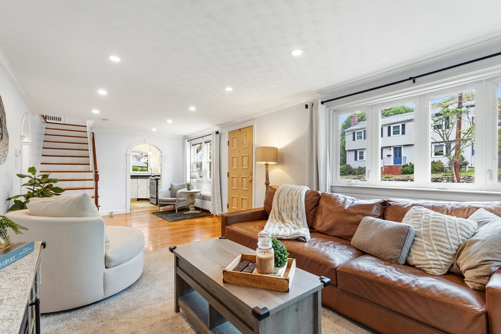 18 Elizabeth Rd