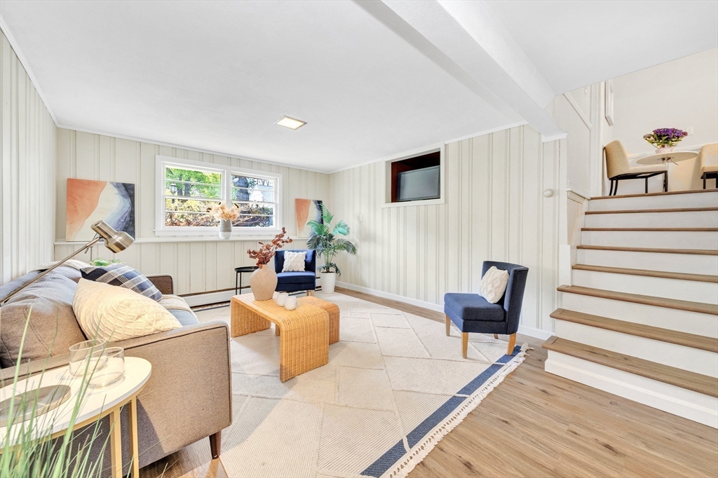 93 Hathaway Circle