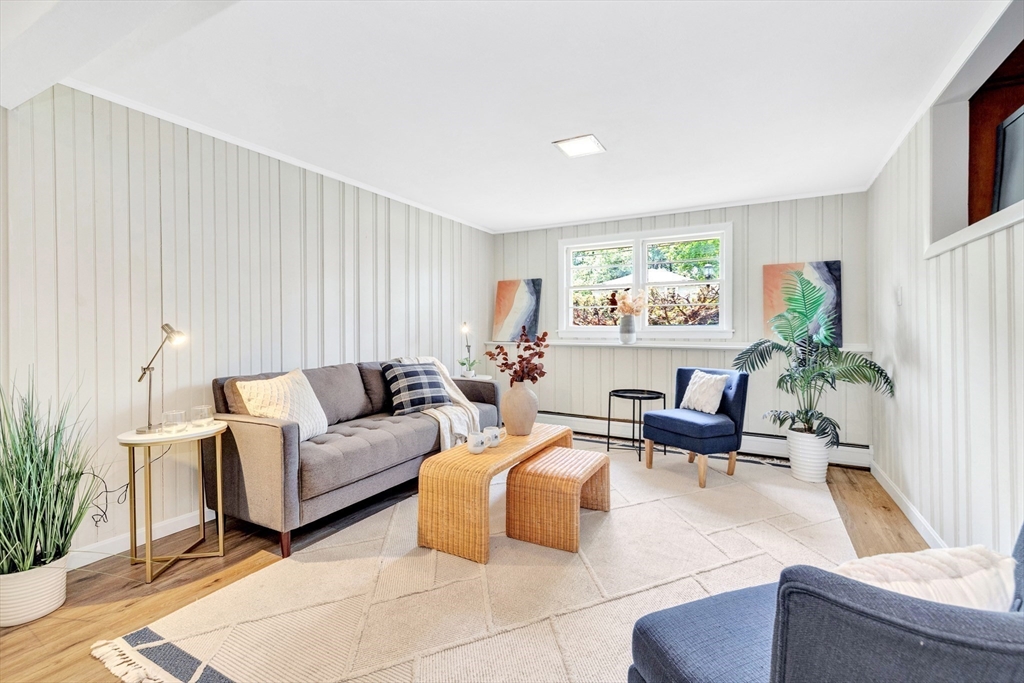 93 Hathaway Circle