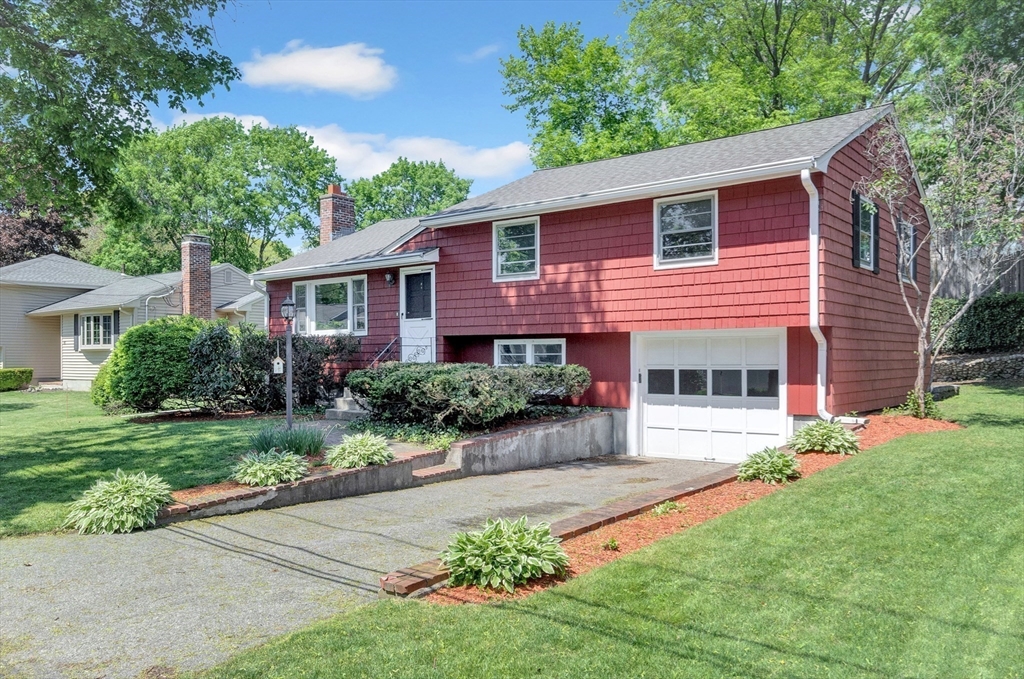 93 Hathaway Circle