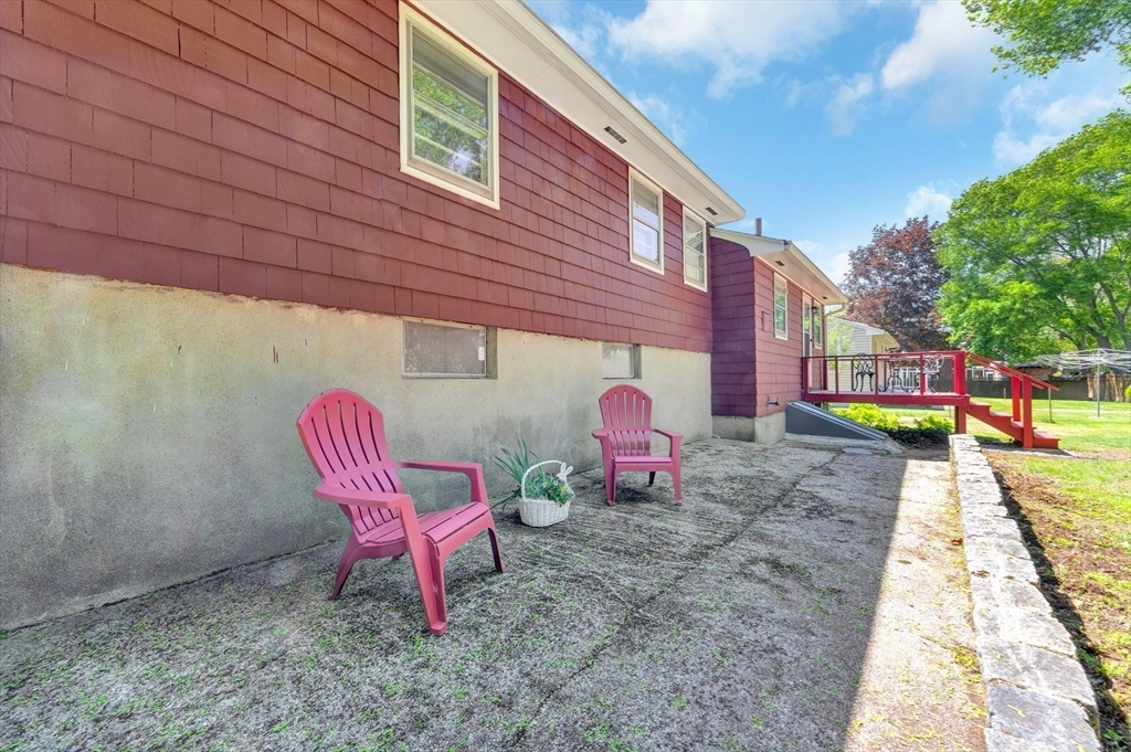93 Hathaway Circle