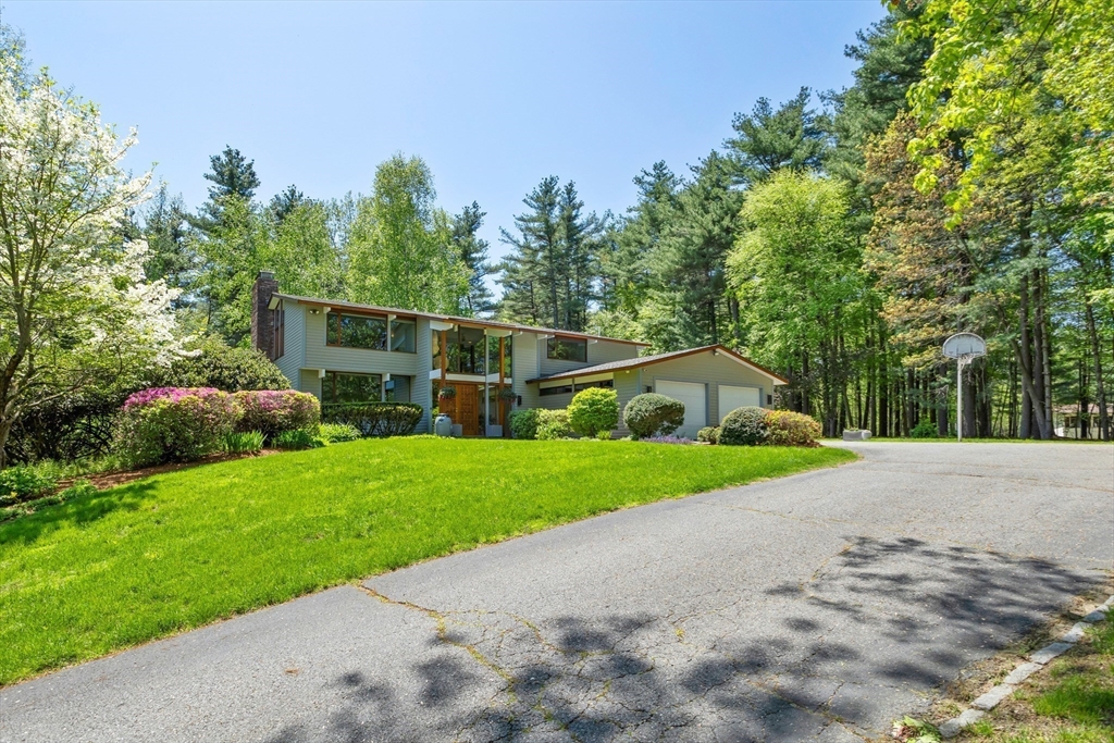 86 Stonehedge Place
