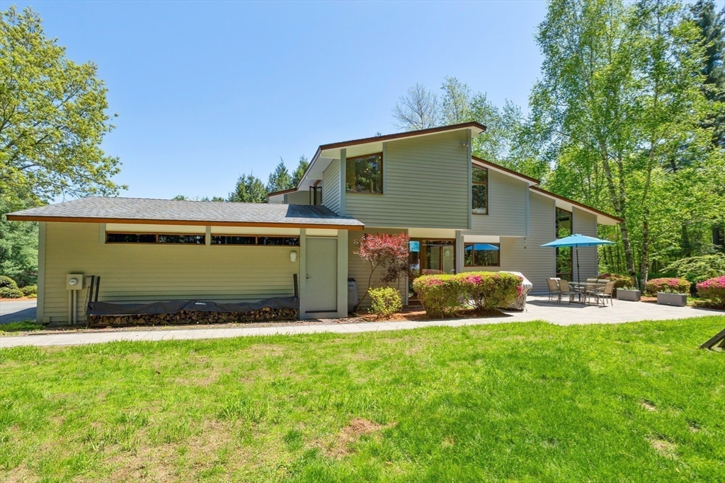86 Stonehedge Place