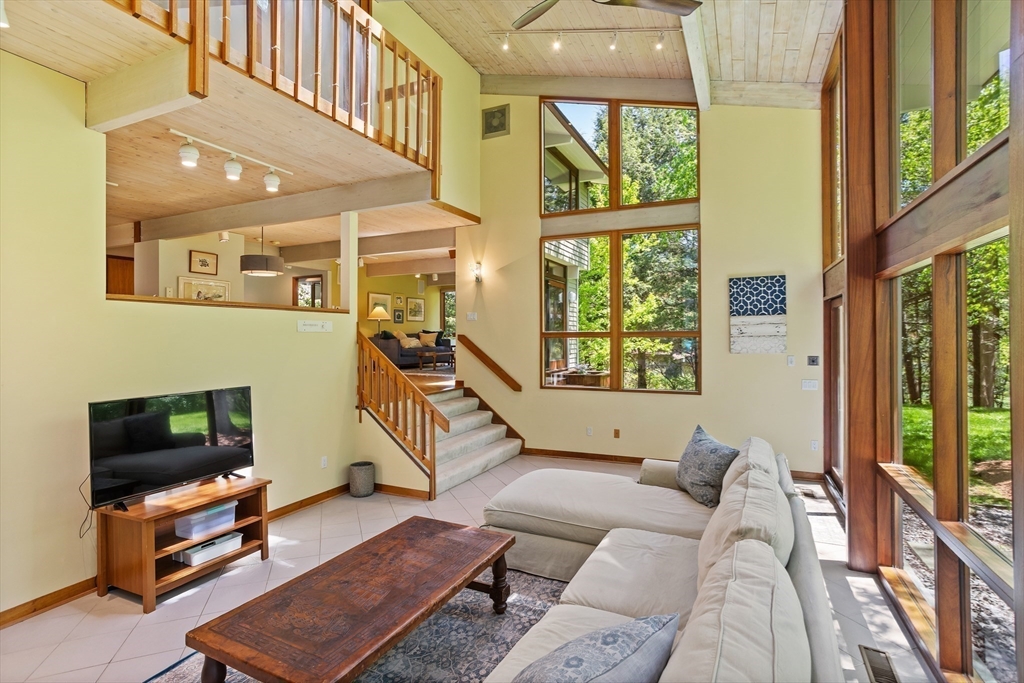 86 Stonehedge Place