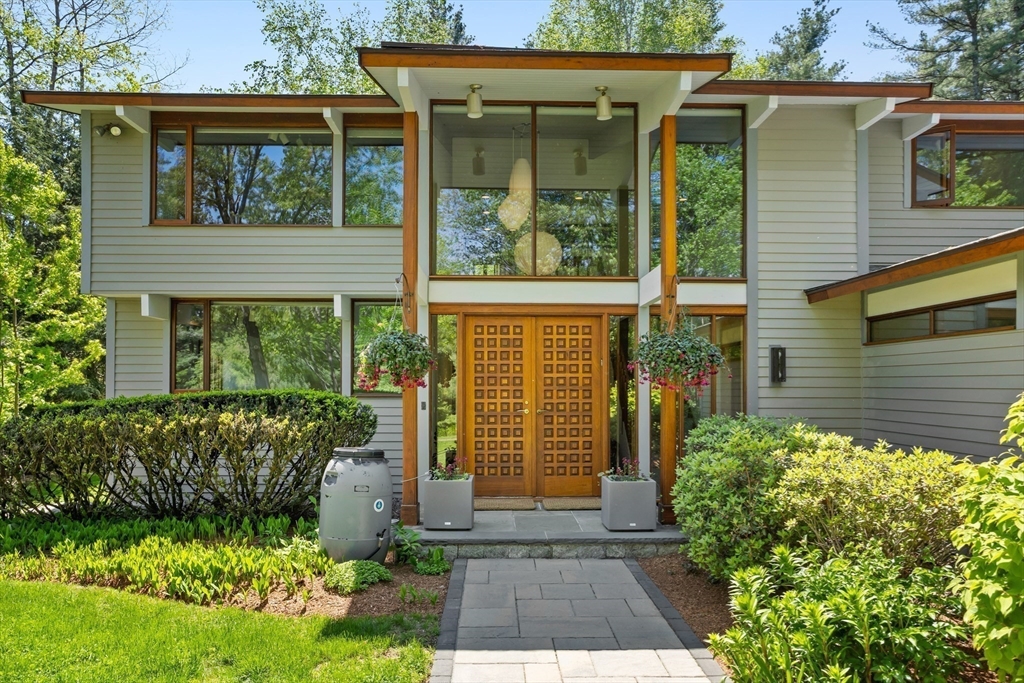 86 Stonehedge Place