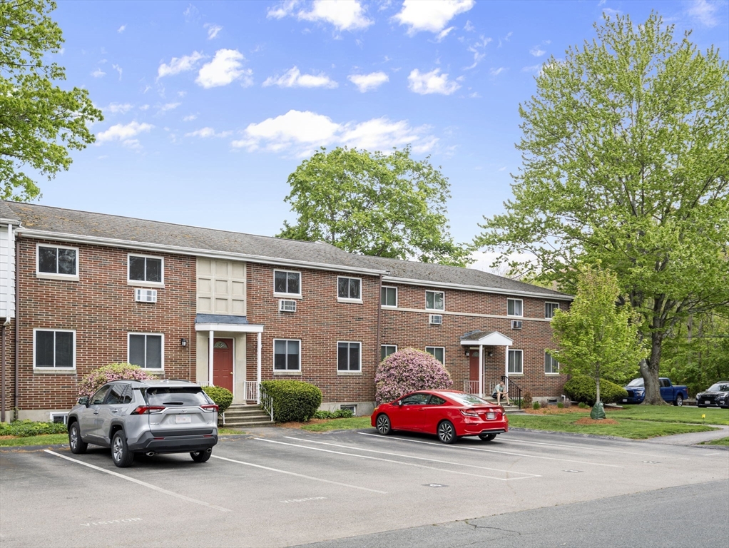 4 Wilson Dr # 4