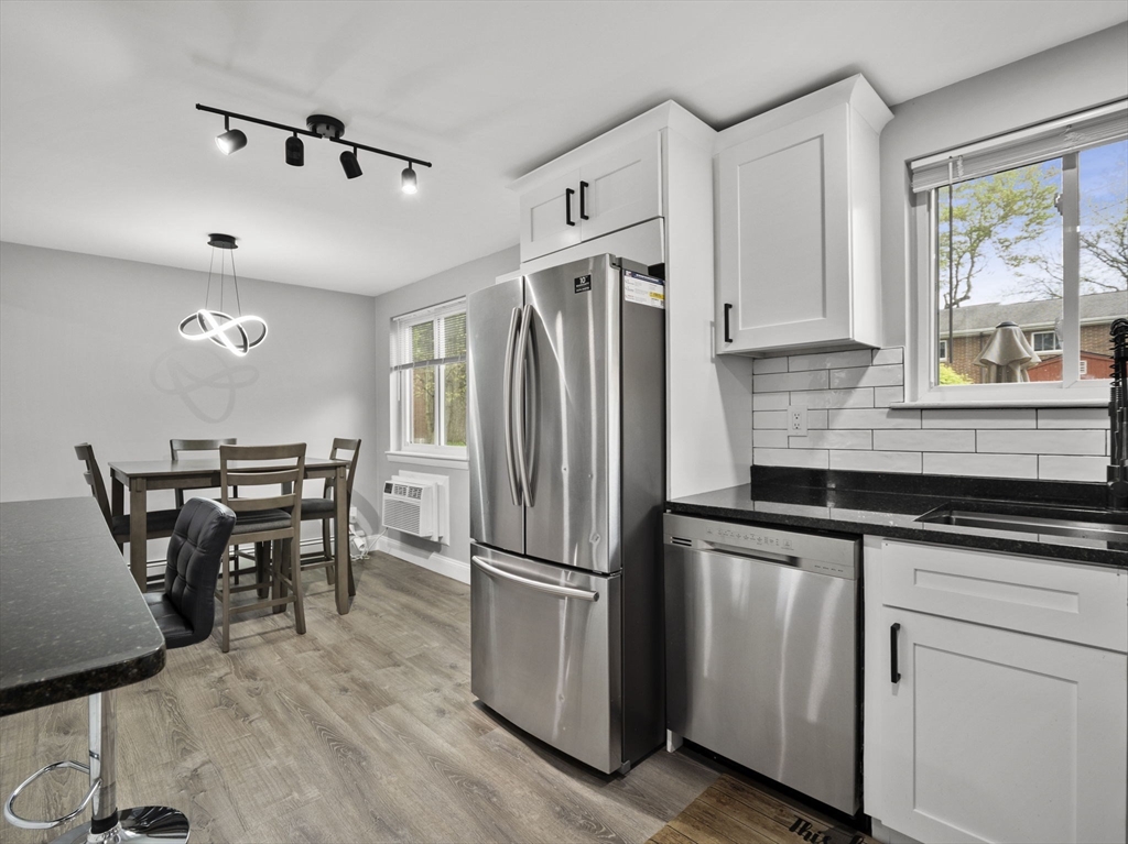 4 Wilson Dr # 4