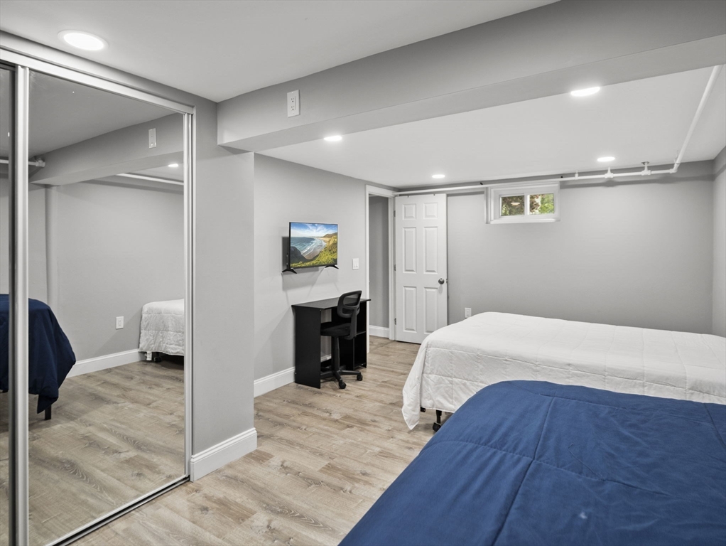 4 Wilson Dr # 4