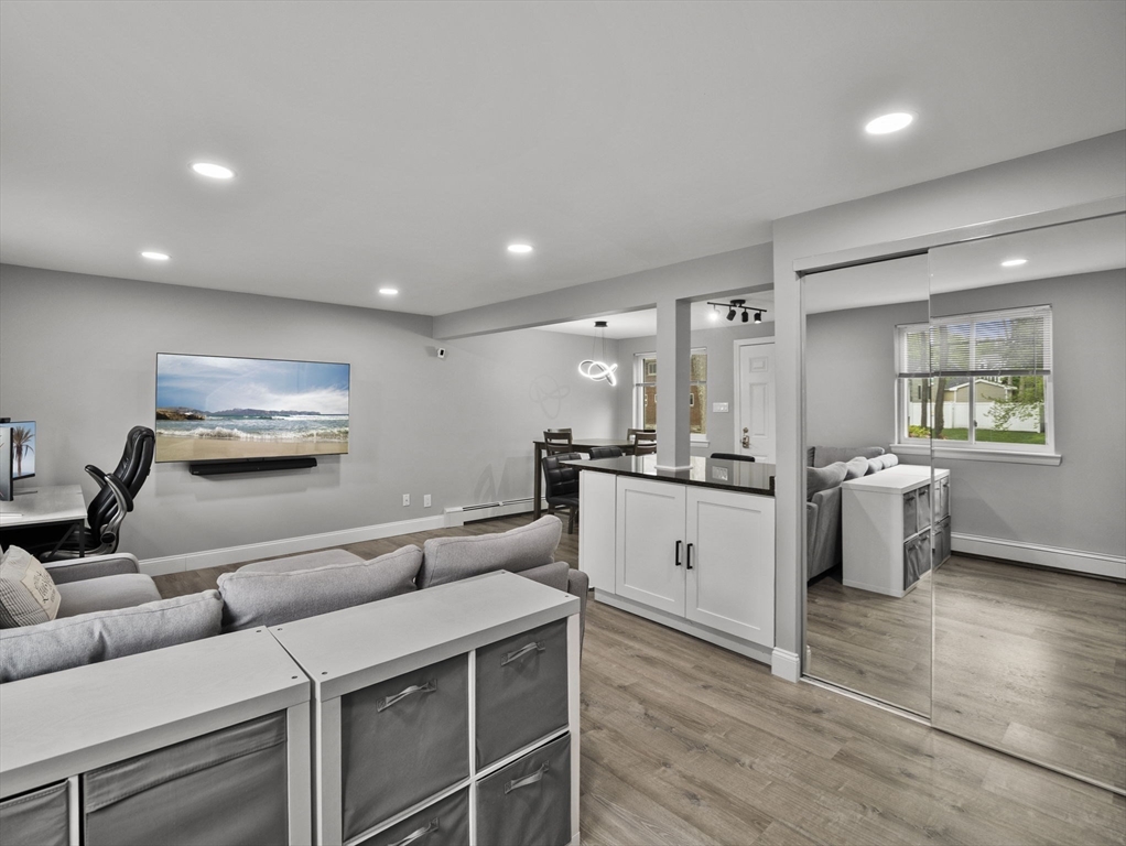4 Wilson Dr # 4