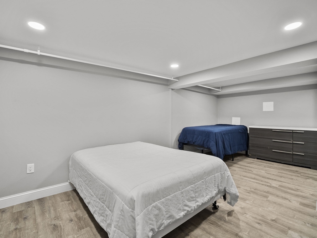 4 Wilson Dr # 4