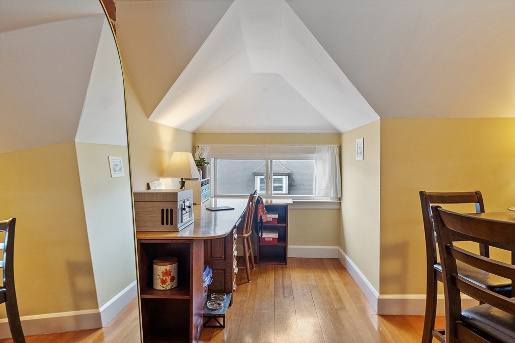 15-17 Faxon St
