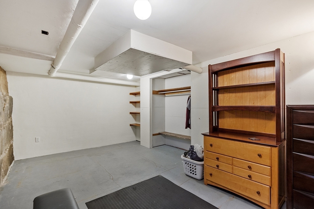 15-17 Faxon St