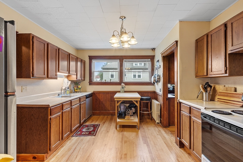 15-17 Faxon St