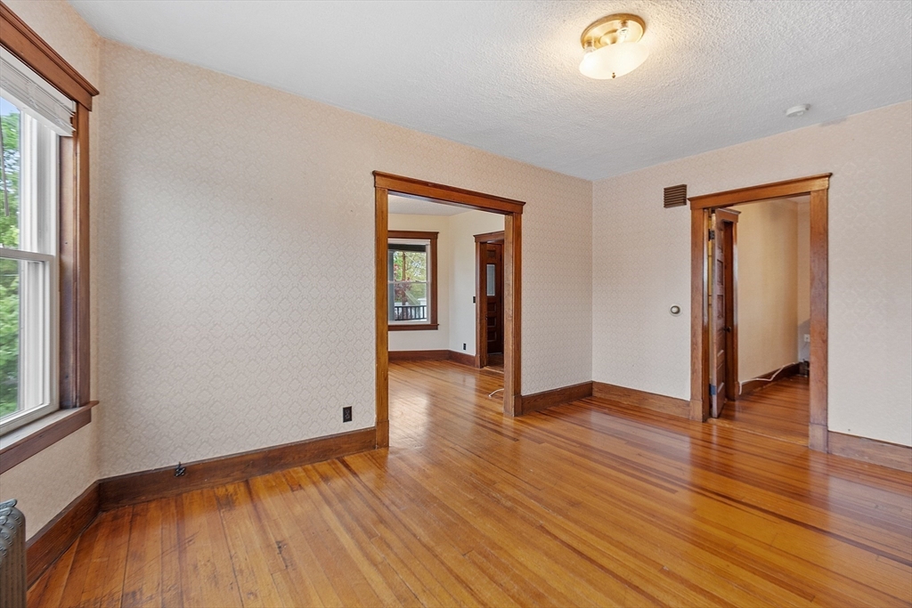 15-17 Faxon St
