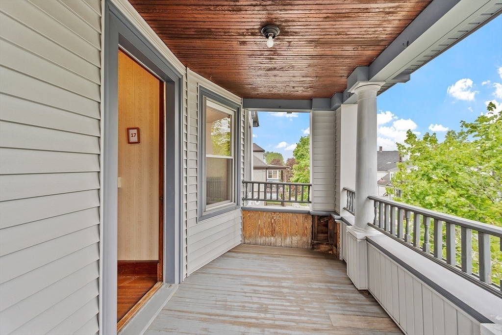 15-17 Faxon St