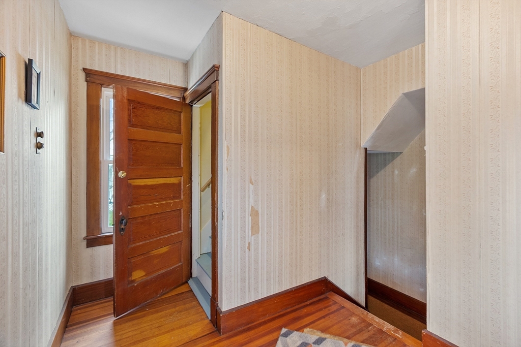 15-17 Faxon St