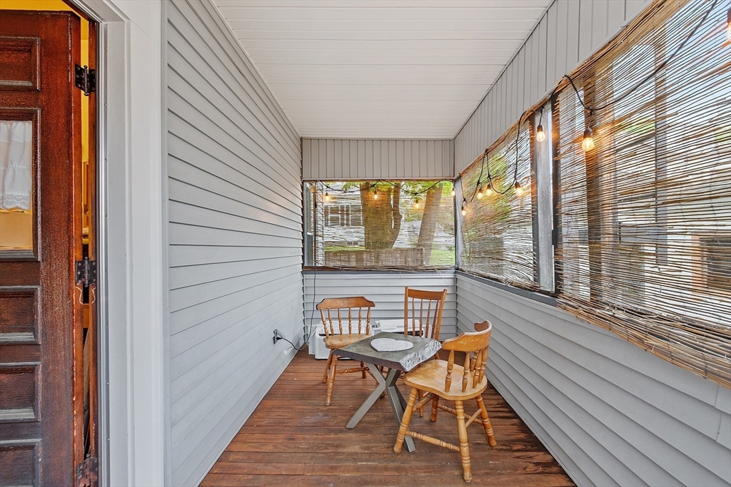 15-17 Faxon St