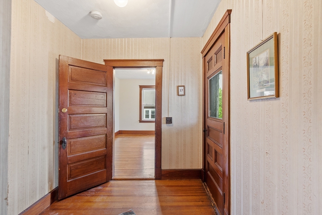 15-17 Faxon St