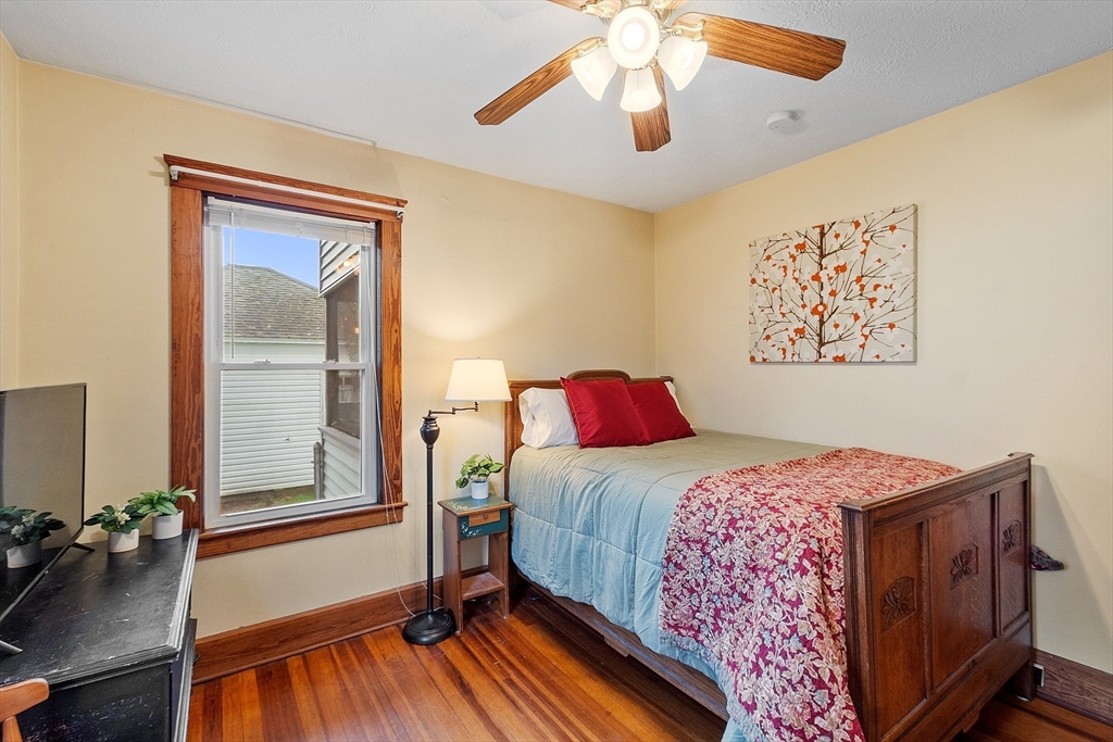 15-17 Faxon St