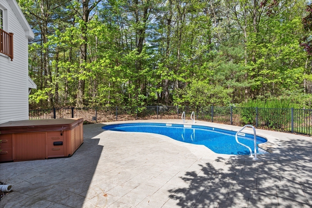 825 Brockelman Rd
